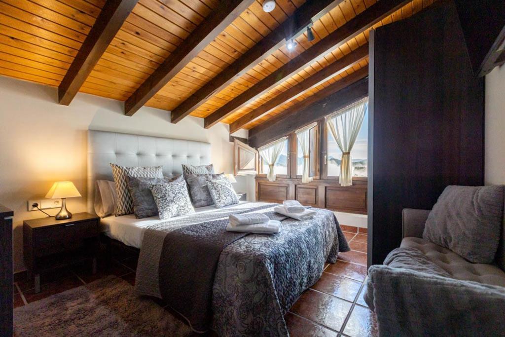 Apartamentos El Coritu Nieda المظهر الخارجي الصورة