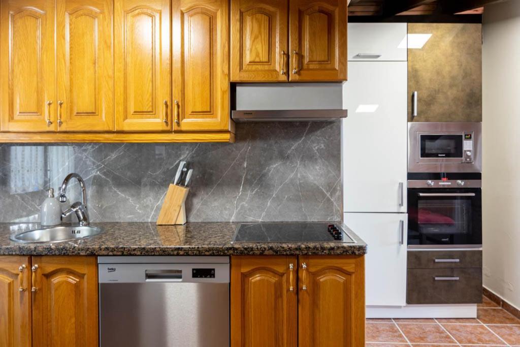 Apartamentos El Coritu Nieda المظهر الخارجي الصورة