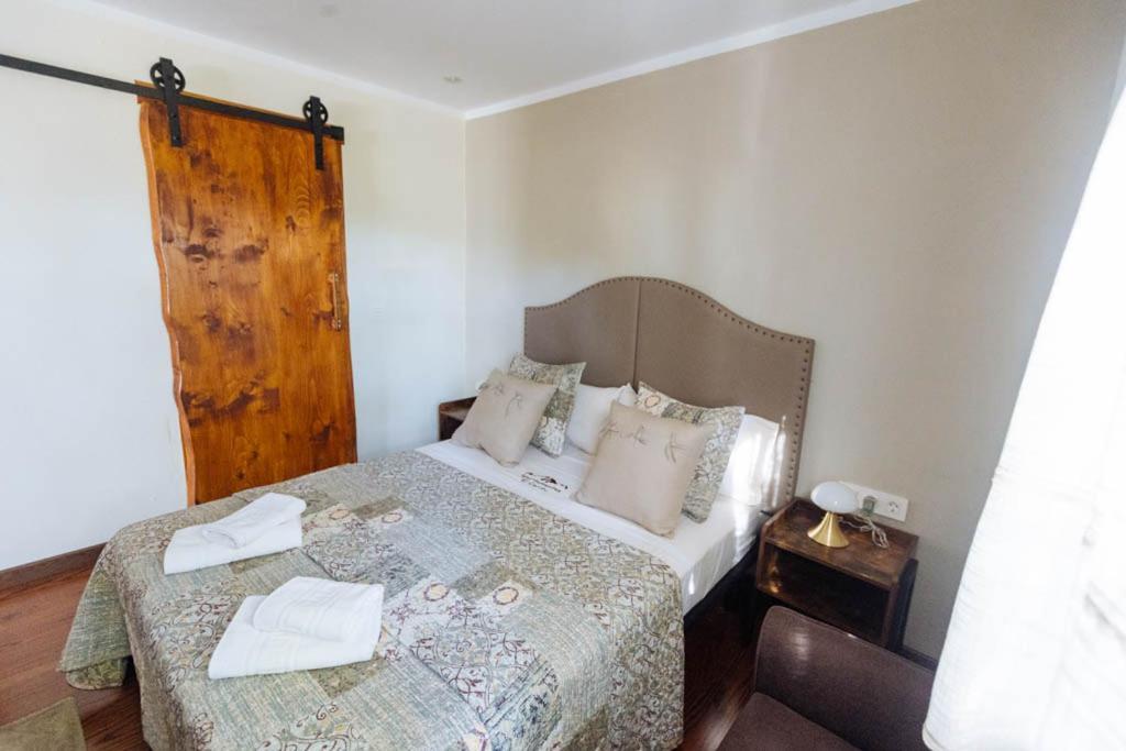 Apartamentos El Coritu Nieda المظهر الخارجي الصورة