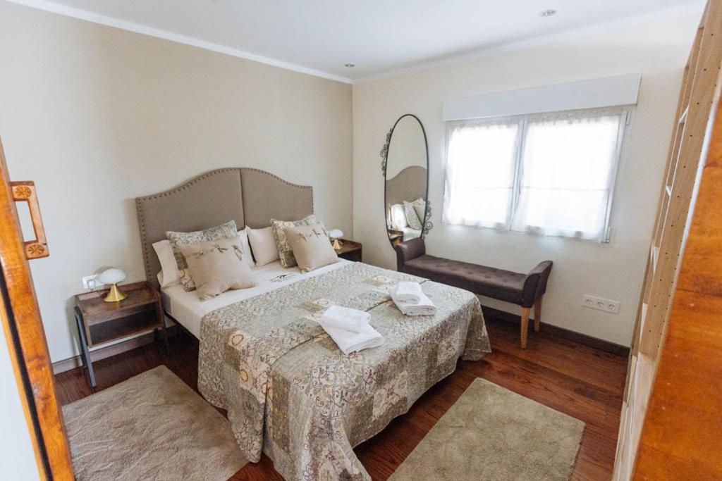 Apartamentos El Coritu Nieda المظهر الخارجي الصورة