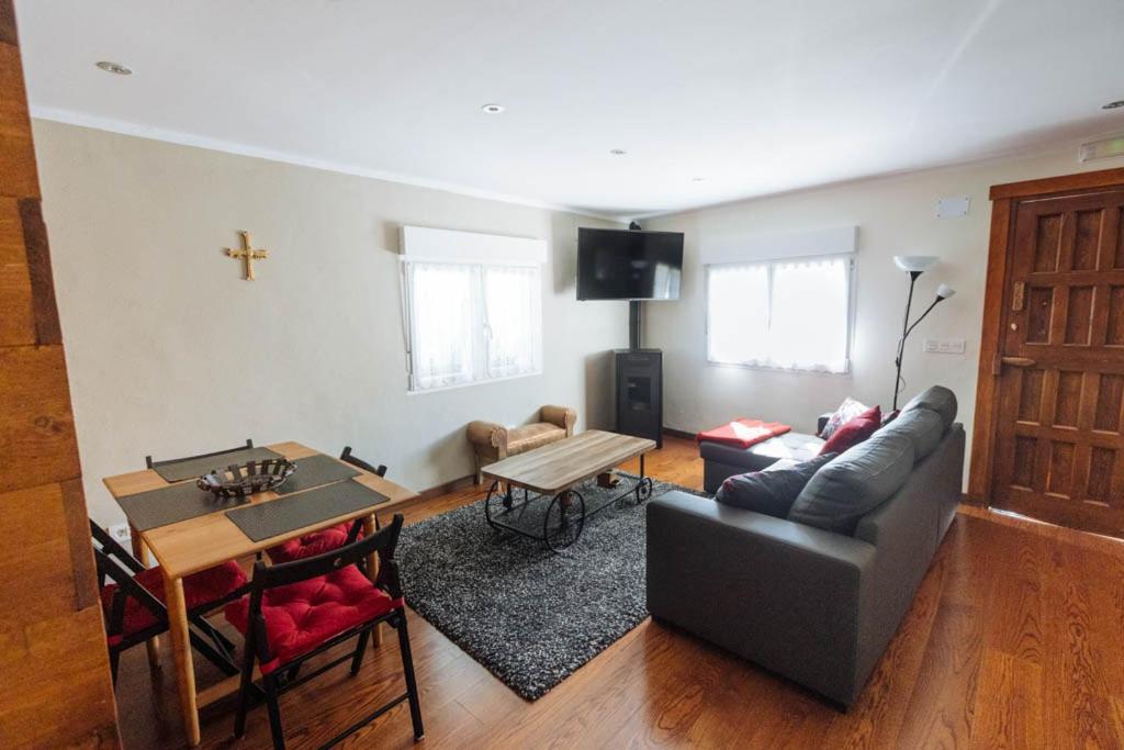 Apartamentos El Coritu Nieda المظهر الخارجي الصورة