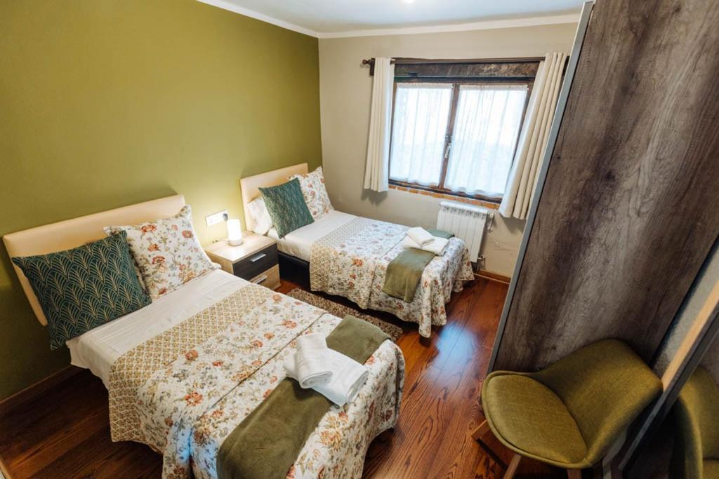 Apartamentos El Coritu Nieda المظهر الخارجي الصورة